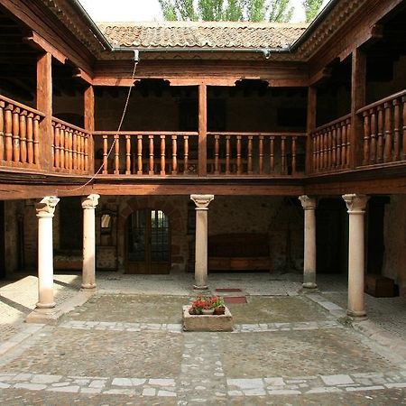 Posada De San Millan เซปุลเวดา ภายนอก รูปภาพ
