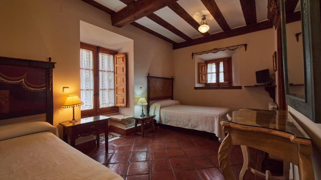 Posada De San Millan เซปุลเวดา ภายนอก รูปภาพ