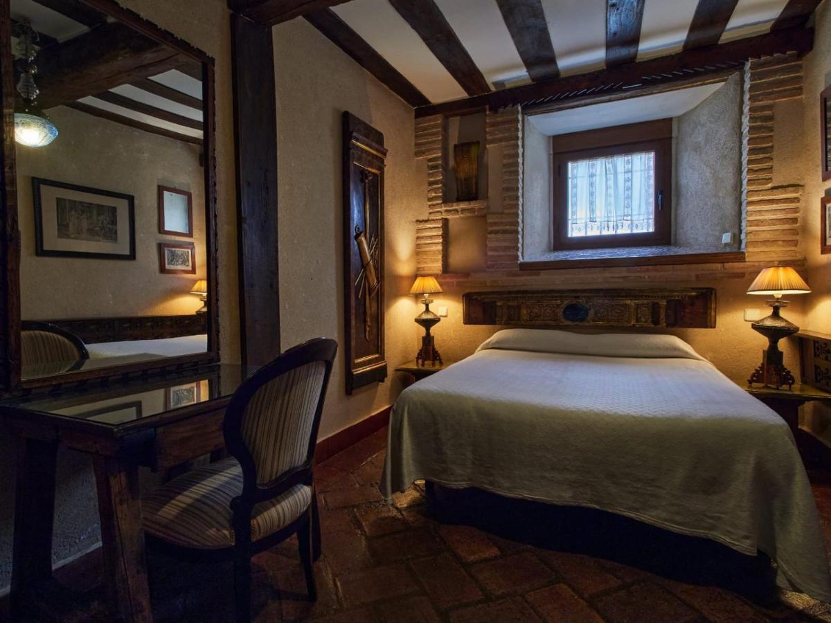Posada De San Millan เซปุลเวดา ภายนอก รูปภาพ