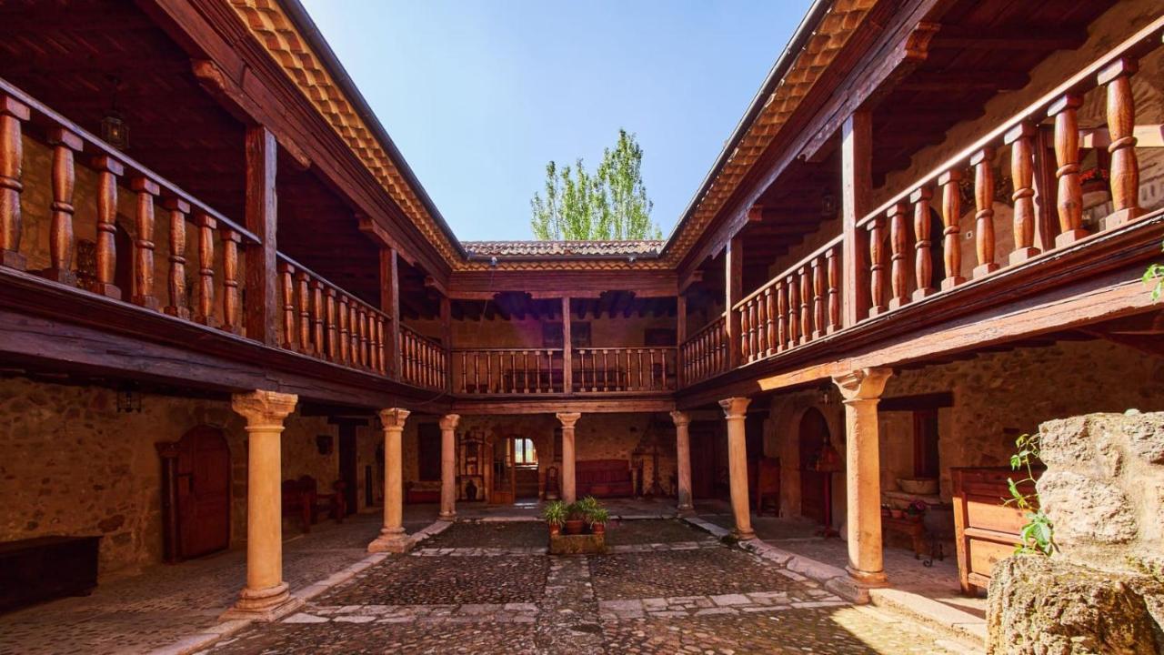 Posada De San Millan เซปุลเวดา ภายนอก รูปภาพ