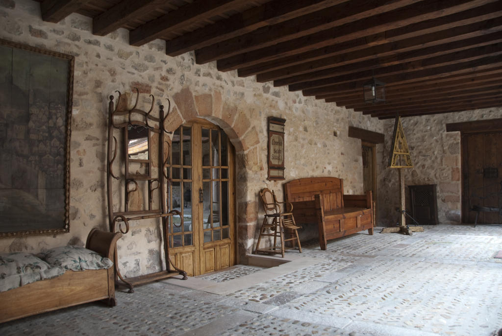 Posada De San Millan เซปุลเวดา ภายนอก รูปภาพ