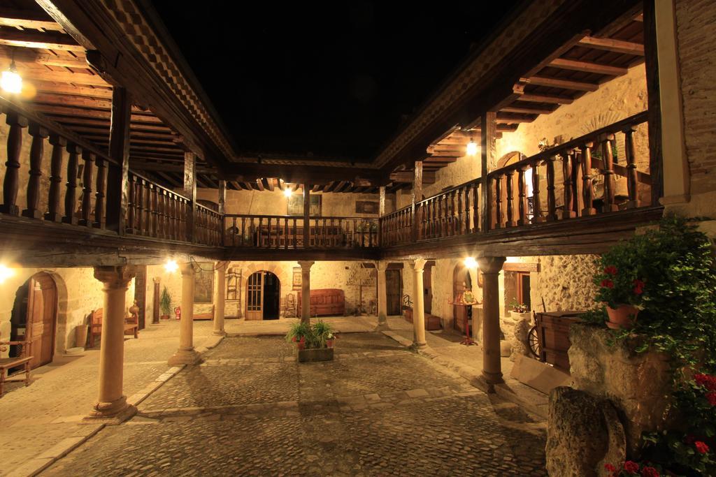 Posada De San Millan เซปุลเวดา ภายนอก รูปภาพ