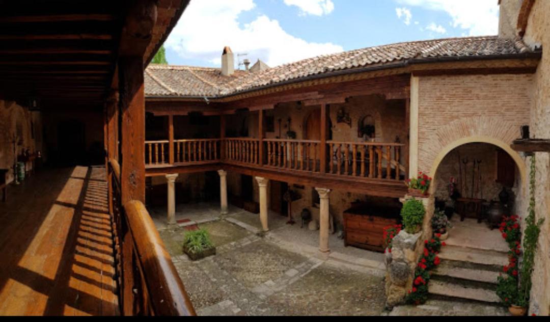 Posada De San Millan เซปุลเวดา ภายนอก รูปภาพ